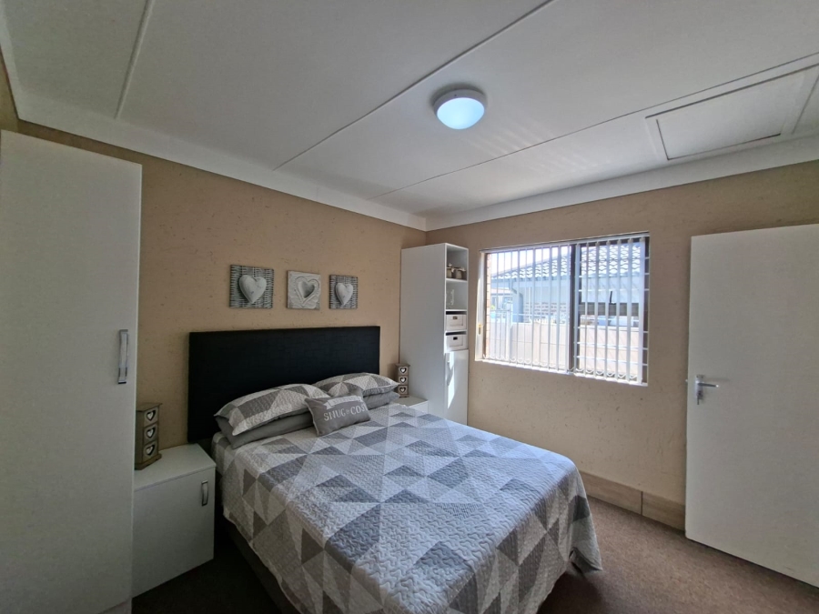 3 Bedroom Property for Sale in Reebok Western Cape